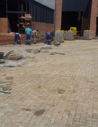 80mm Interlock Zig zag industrial paving
