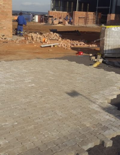 60mm Interlock Zig zag industrial paving